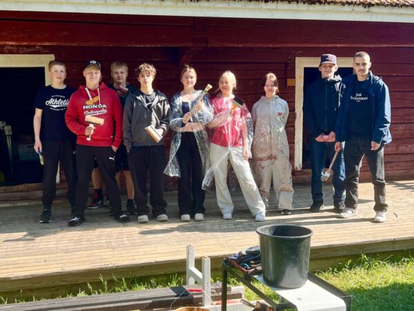 Kesätöihin Kihaus Folkiin!