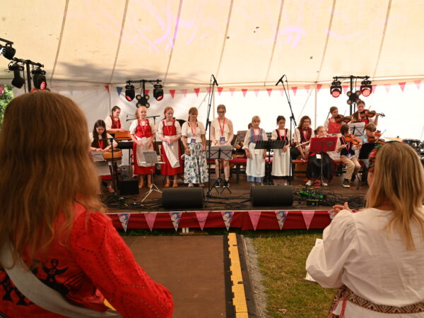 Kiitos, että olitte tekemässä juhlavuoden Kihaus Folk -festivaalia!